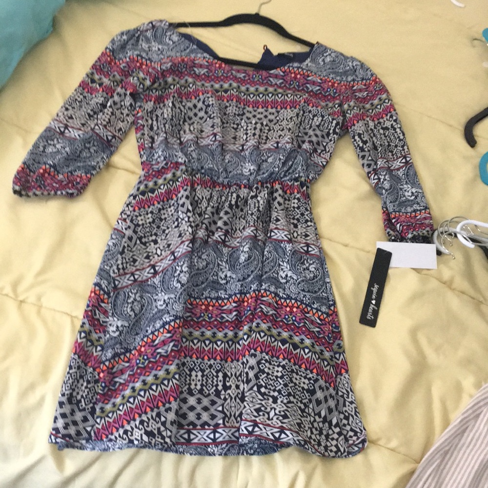 Printed quarter-sleeve dress